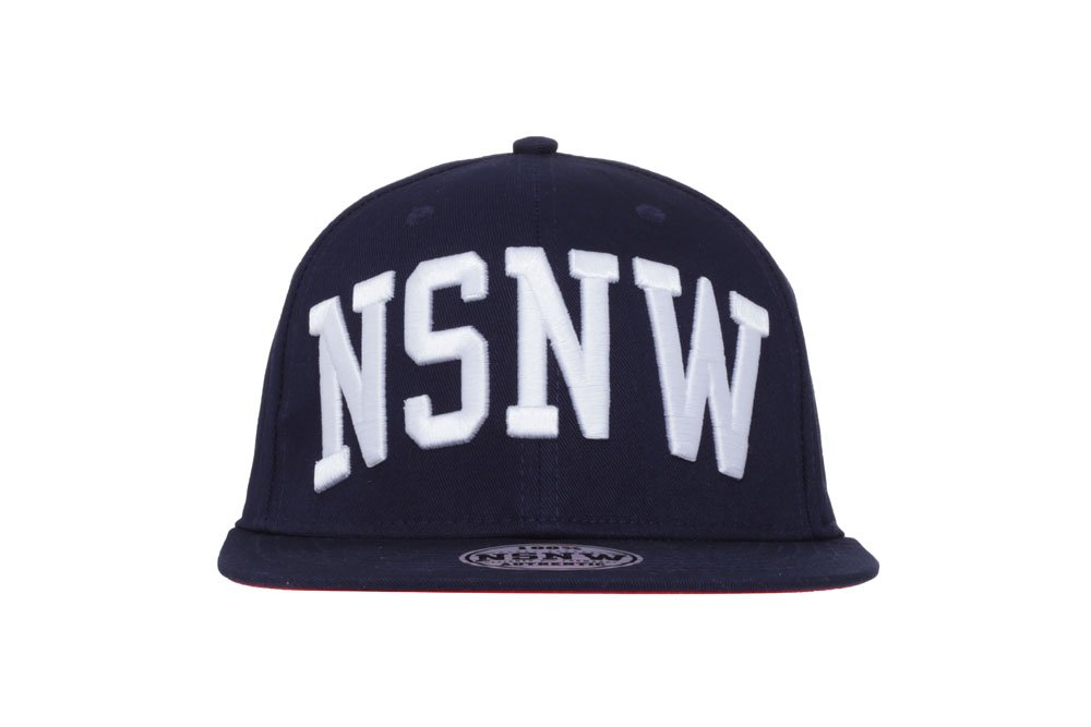 Our sexy SnapBack is available and awaits your wonderful sun roasted heads...

noscrumnowin.com