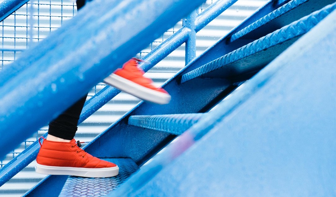 WHY DOES INBOUND MARKETING WORK? hubs.ly/H07C8ct0