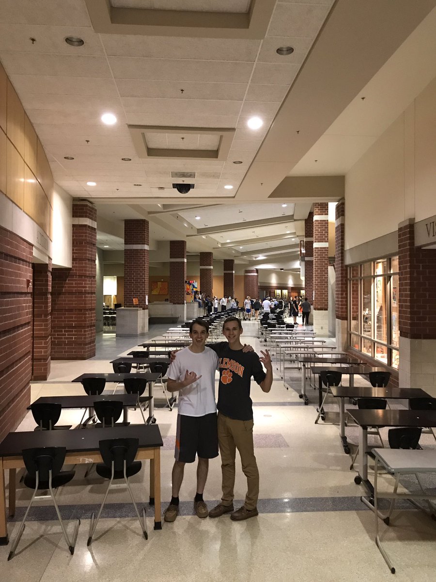 Make Draye tweet media