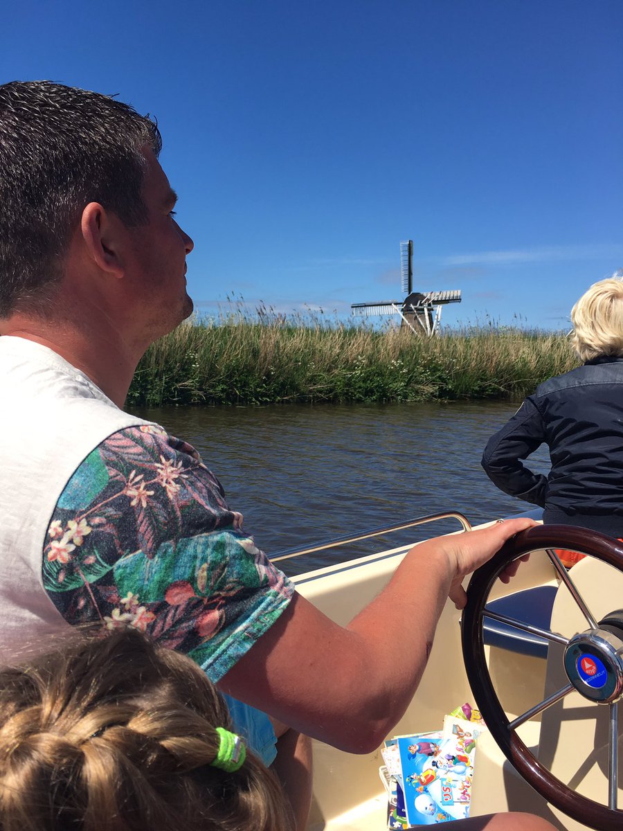 Het mooie Groningerland vanaf het water aanschouwen!!