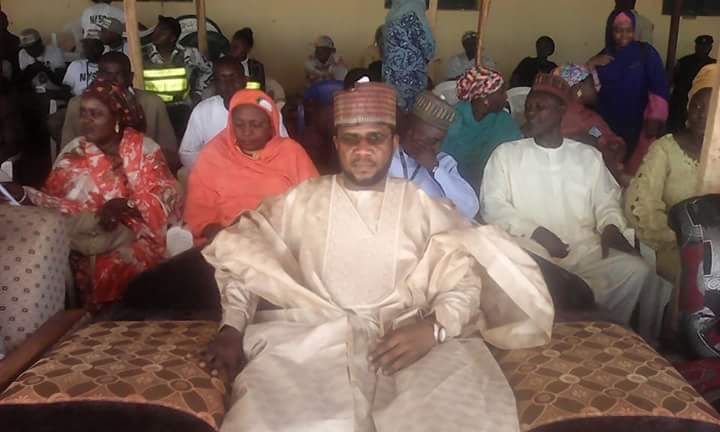MYEGombeState's tweet photo. [25/5/17]LIVE! NYSC 2017 BATCH A STREAM '1' SWEARING IN" His Excellency @HEDankwambo ably represented by the Hon Comms'ner MYE @YarmaFarouk https://t.co/fgYCmaFydU