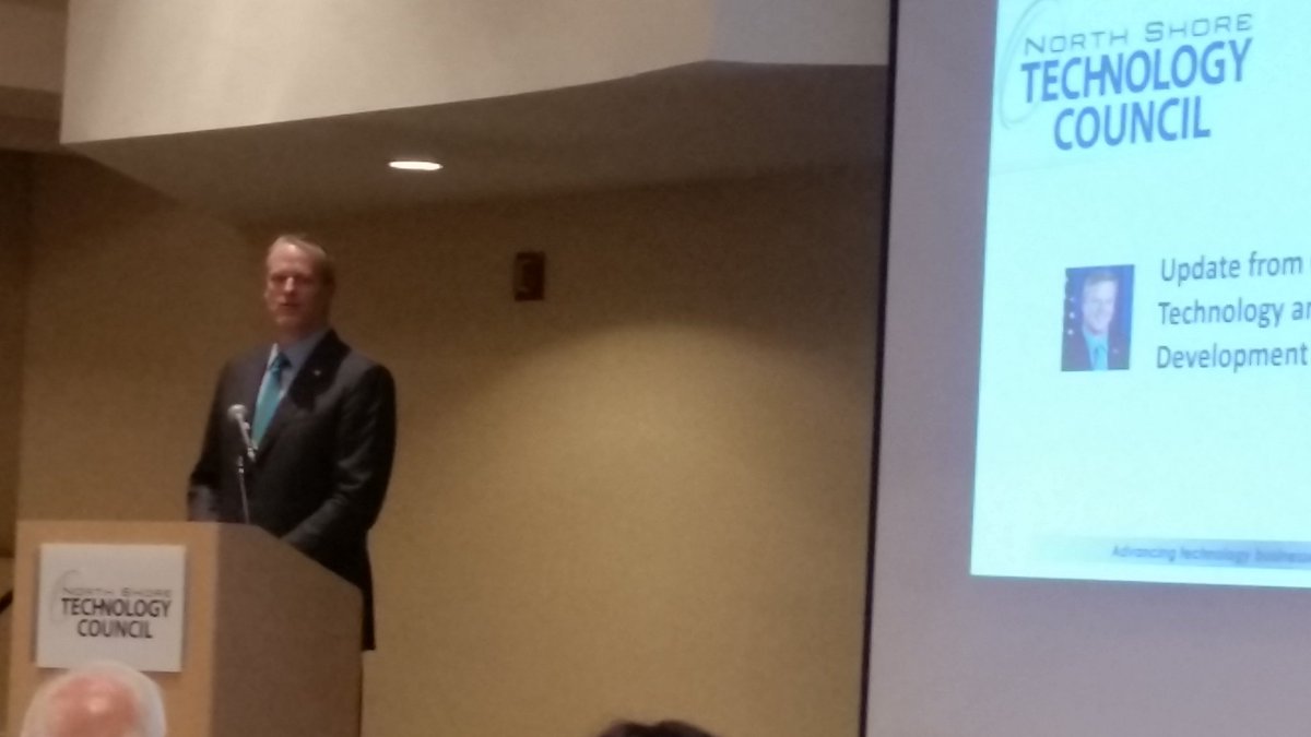 AMCFanatic's tweet photo. Breakfast with Governor Charlie Baker https://t.co/MJMgSBK5OO