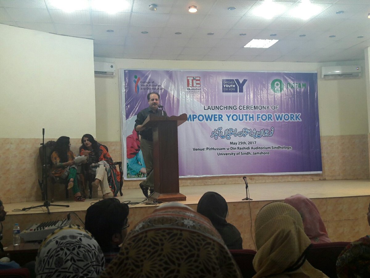 TabeerHum's tweet photo. Launching ceremony of EYW in full form #OxfamYouth #cyaadandOxfam @OxfaminPakistan @Oxfam @CyaadOrg @EYW https://t.co/62RqIHK9vP