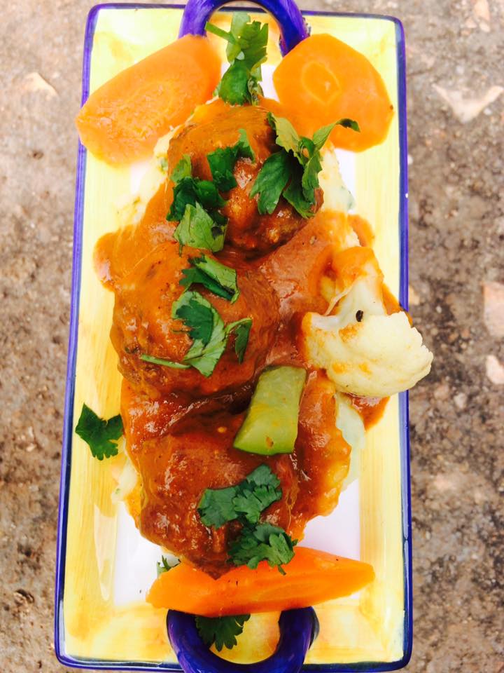 annette_bibz's tweet photo. Meatballs cooked in a creamy sauce with assorted veggies with the #AmazingPan for 15minutes. @monalisa_tesi @Nakkazi @seankibs @k_ophelia https://t.co/UyGAzjAEJH