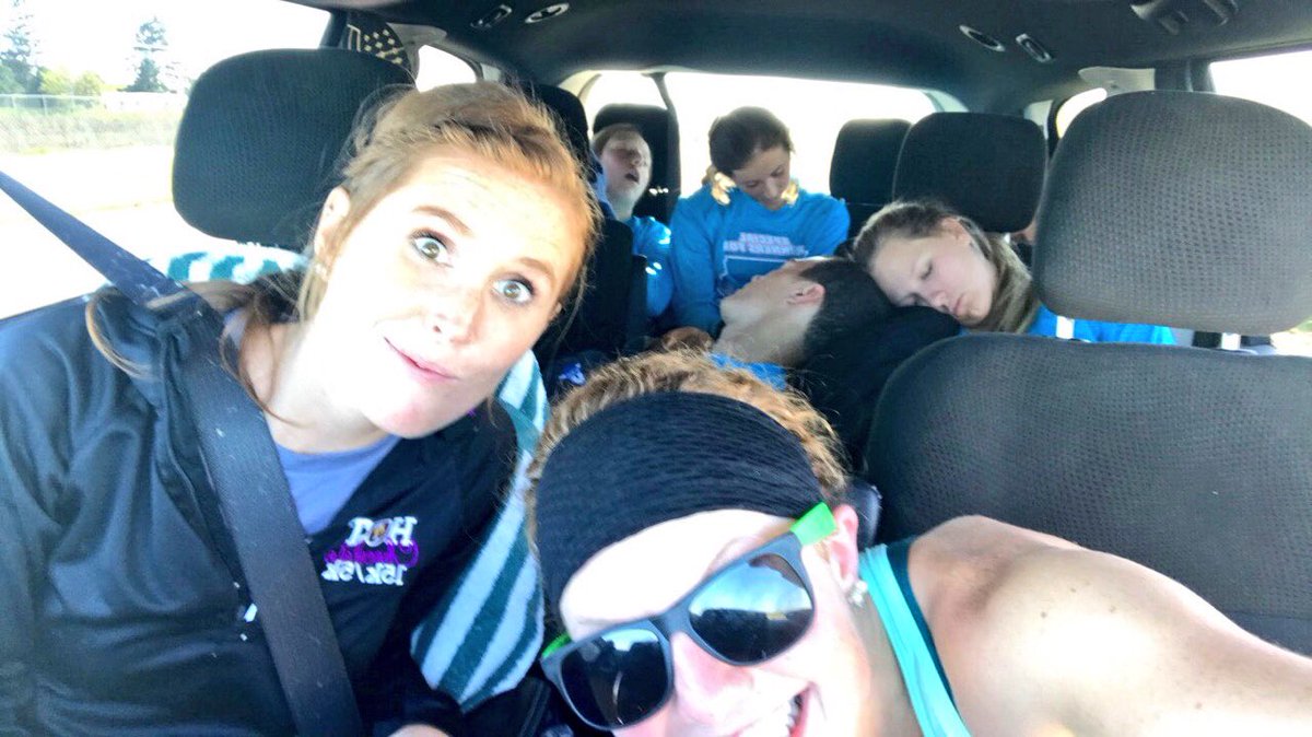 Some of us can't hang after breakfast 😉@liv_atzen <a href="/BoddickerNick/">Nick boddicker</a> <a href="/NorthScottXC/">North Scott XC</a> <a href="/BreannaKilburg/">Breanna Kilburg</a> <a href="/TJYates8/">TJ Yates</a> @alexishayess