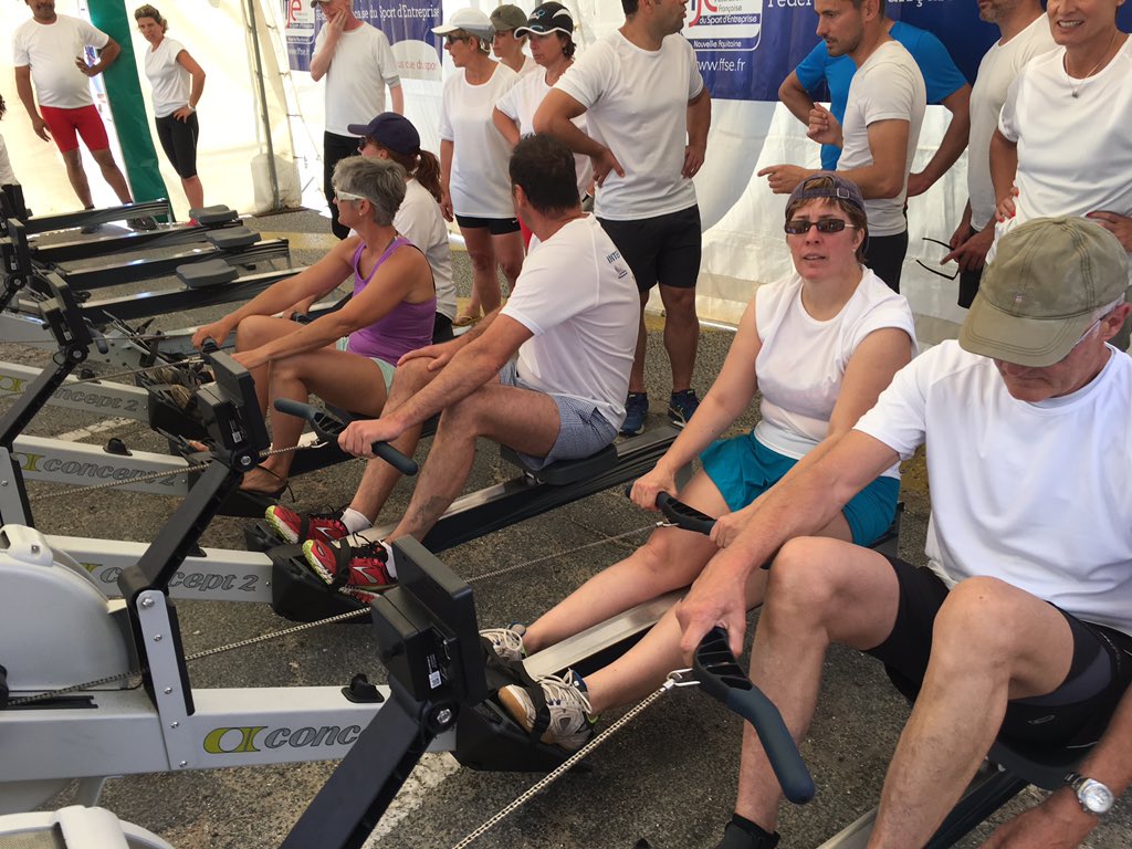ClaudeDeriauR's tweet photo. #1 Challenge d'aviron inter-entreprise @FFSEAquitaine .7 équipes, 45 rameurs. Convivialité et bonne humeur. En mode Vice-président. https://t.co/lPKlEtiwMv