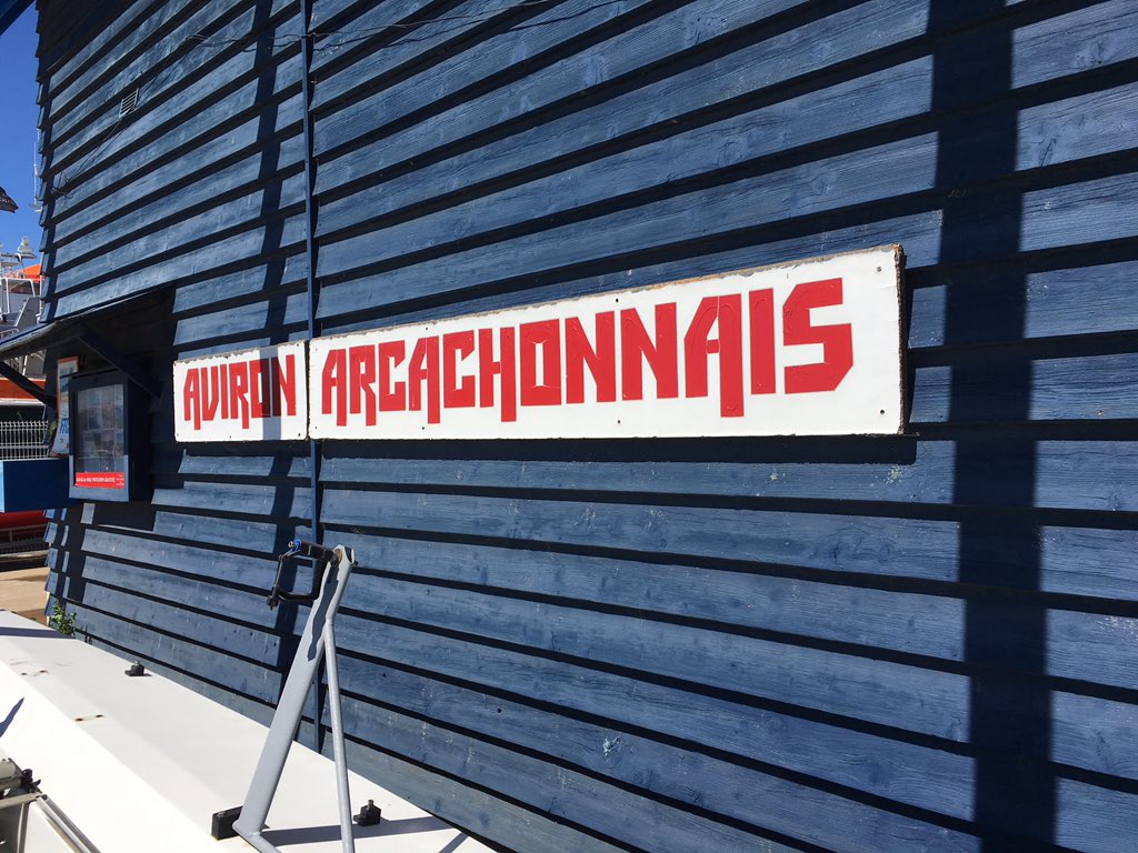ClaudeDeriauR's tweet photo. #1 Challenge d'aviron inter-entreprise @FFSEAquitaine .7 équipes, 45 rameurs. Convivialité et bonne humeur. En mode Vice-président. https://t.co/lPKlEtiwMv