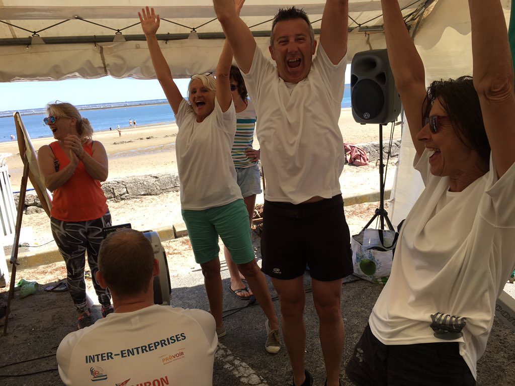 ClaudeDeriauR's tweet photo. #1 Challenge d'aviron inter-entreprise @FFSEAquitaine .7 équipes, 45 rameurs. Convivialité et bonne humeur. En mode Vice-président. https://t.co/lPKlEtiwMv