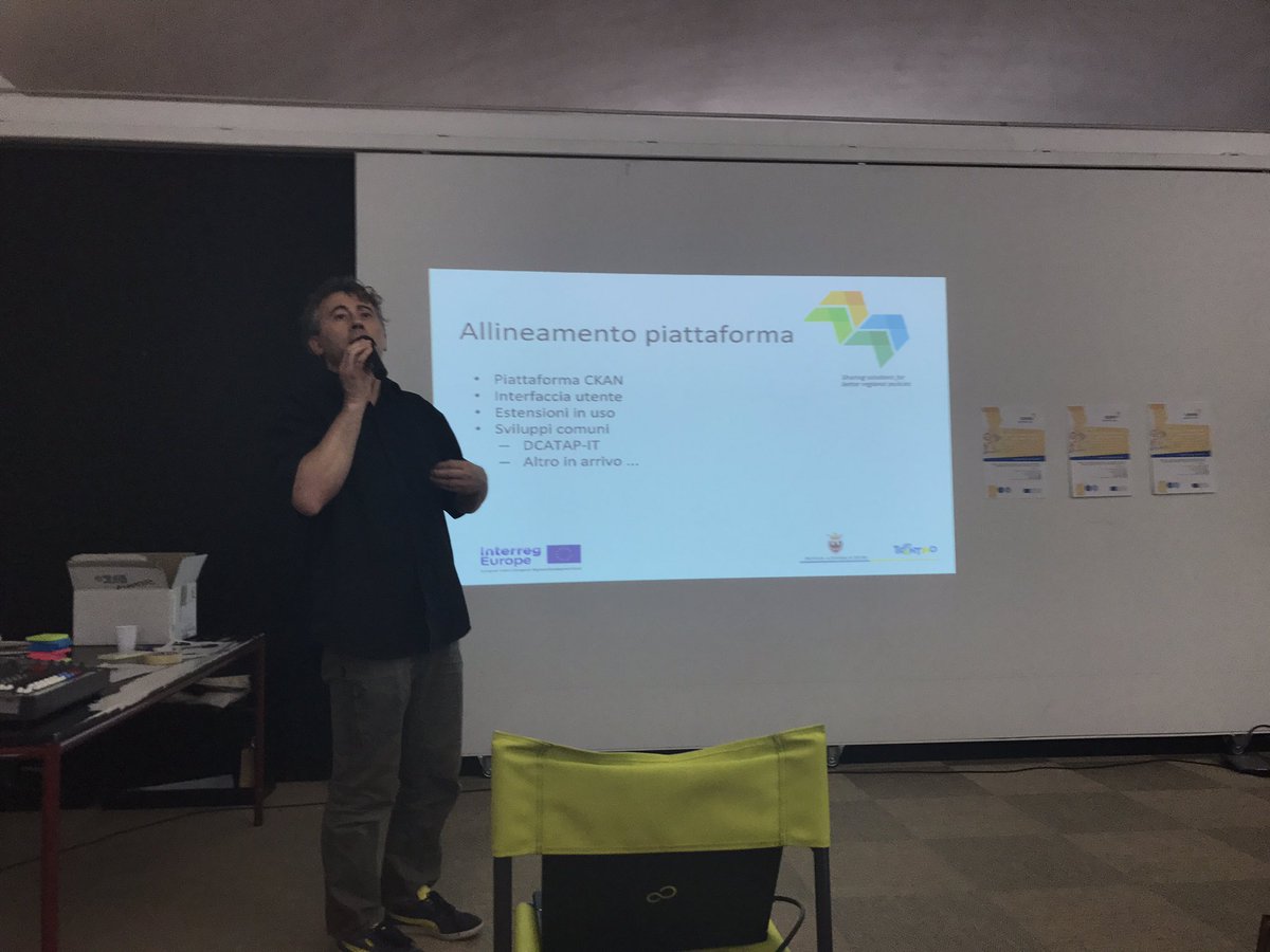 DatiTrentinoit's tweet photo. #osirisinterreg @marcomb sui cataloghi dati #opendata #opendatatrentino https://t.co/IC7IM97dlT