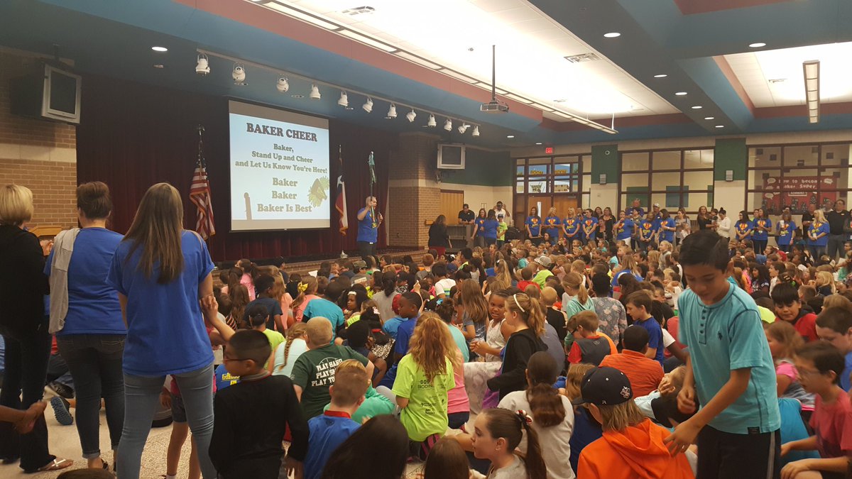 JaciBaxter's tweet photo. @BakerElem Last Bakers Best of 2016-2017 school year. https://t.co/iDtkOIrYDG