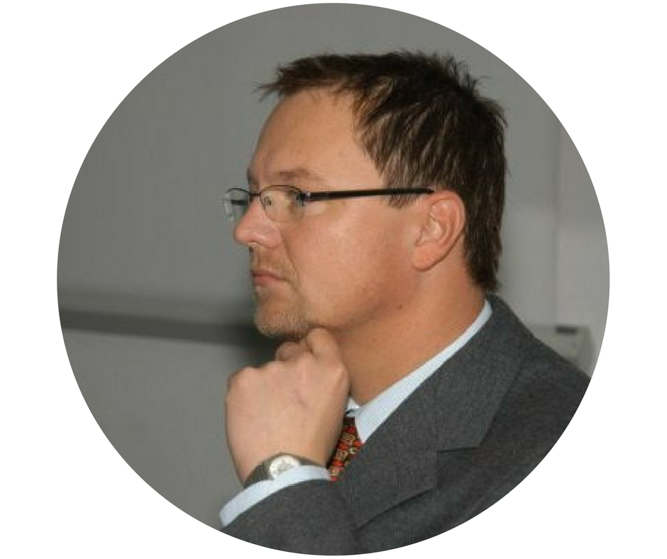 GreenTalksPL's tweet image. Podczas spotkania Tomasz Sene Wojciechowski opowie o kompostowaniu w kontekście gospodarki o obiegu zamkniętym.
goo.gl/TKqLyD