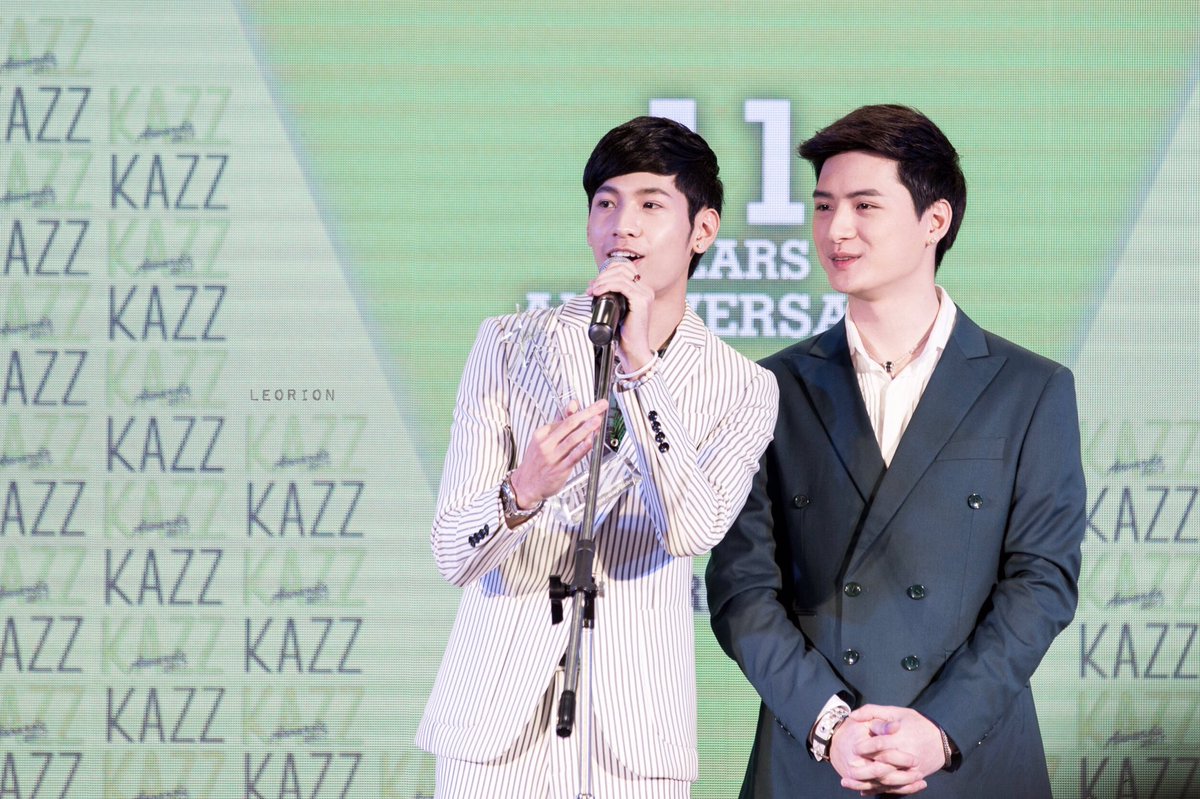 LeOrion_Photo's tweet image. ความสำเร็จบางอย่างมันคงจะดีหากมีอีกคนได้อยู่ชื่นชมมันไปด้วยกัน #2ofUS 

#ทีมพีรญา 
#SingtoPrachaya #KristPerawat 
#เพิงหมาแหงนข้างรั้ว