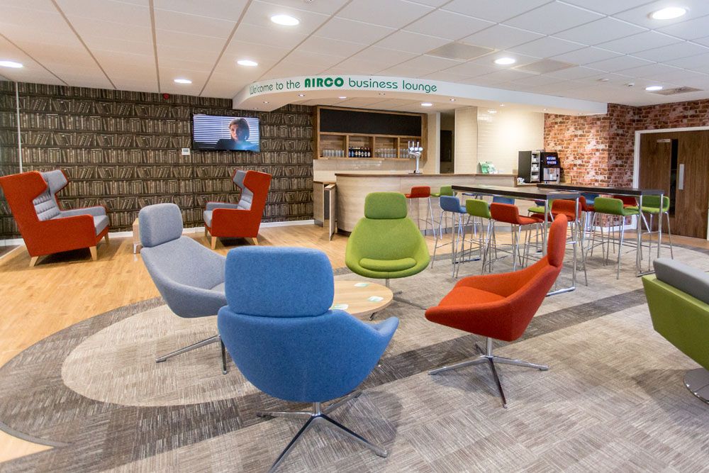We created this stylish business lounge for @Airco_uk in Hull! #commercialinteriors #interiordesign #inspiration