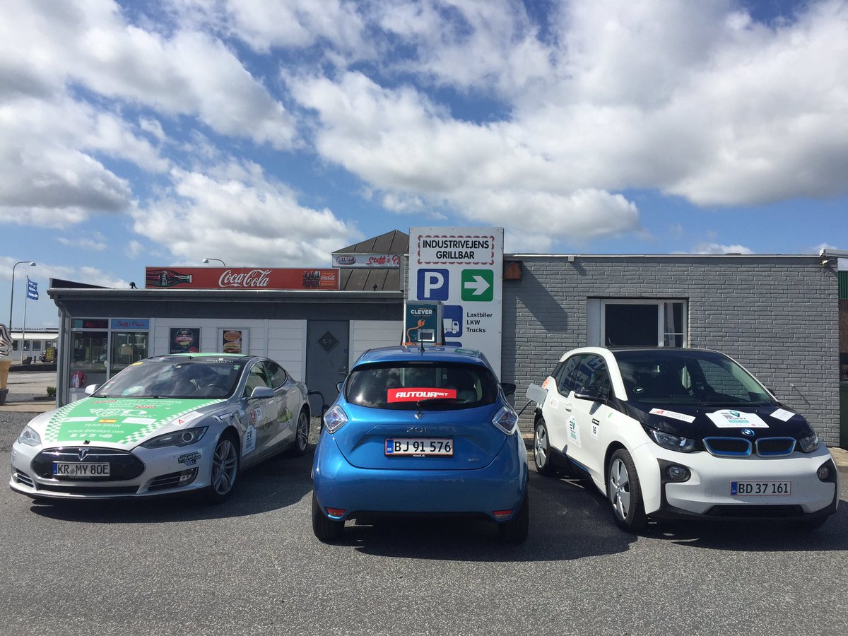 Chargelocator's tweet photo. Rally teams charge stop short before crossing the border to Germany. Thank you @CLEVER_dk for supporting #evtrophy with parallel charging :) https://t.co/WhrZ4cCAyU