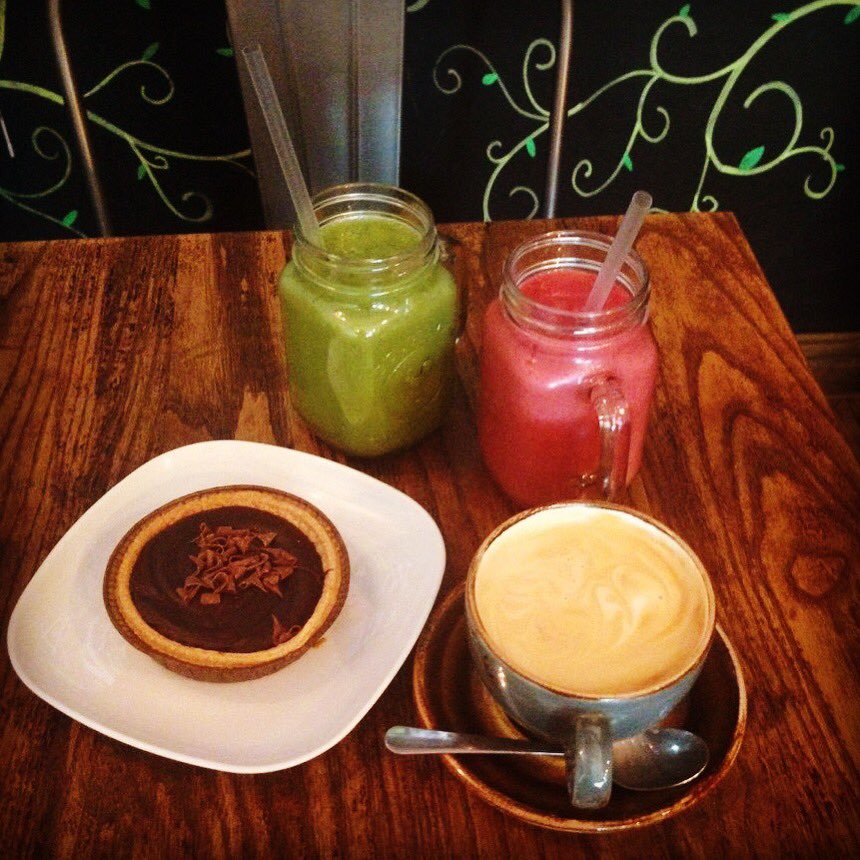 Remember to share your moments with us on #CafeLeemoo 📸📱🍋