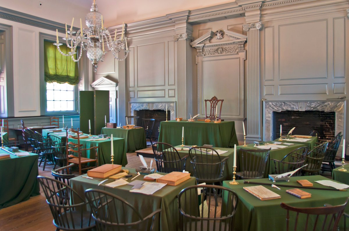 timmo's tweet image. Washington is unanimously chosen. Morris and John Rutledge escort him to the head table. He thanks everyone for the honor.