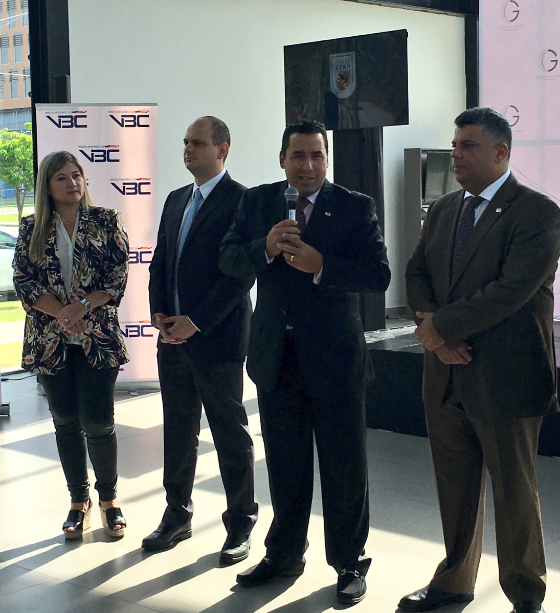 ElVenezolanoP's tweet image. Comienza el #DesayunoDeNetworking del @vbcpanama sobre innovación en Panamá, con el @IESA como invitado especial.