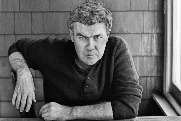 What good are insights? They only make things worse.
Happy birthday Raymond Carver
Photo: Marion Ettinger 