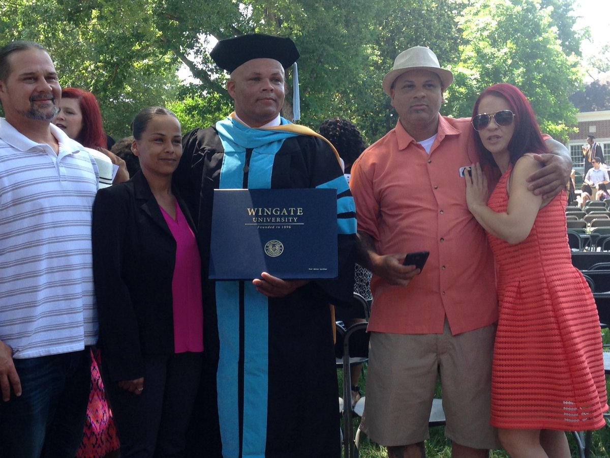 locklearpn's tweet image. Dr. Locklear it is.   Finally!