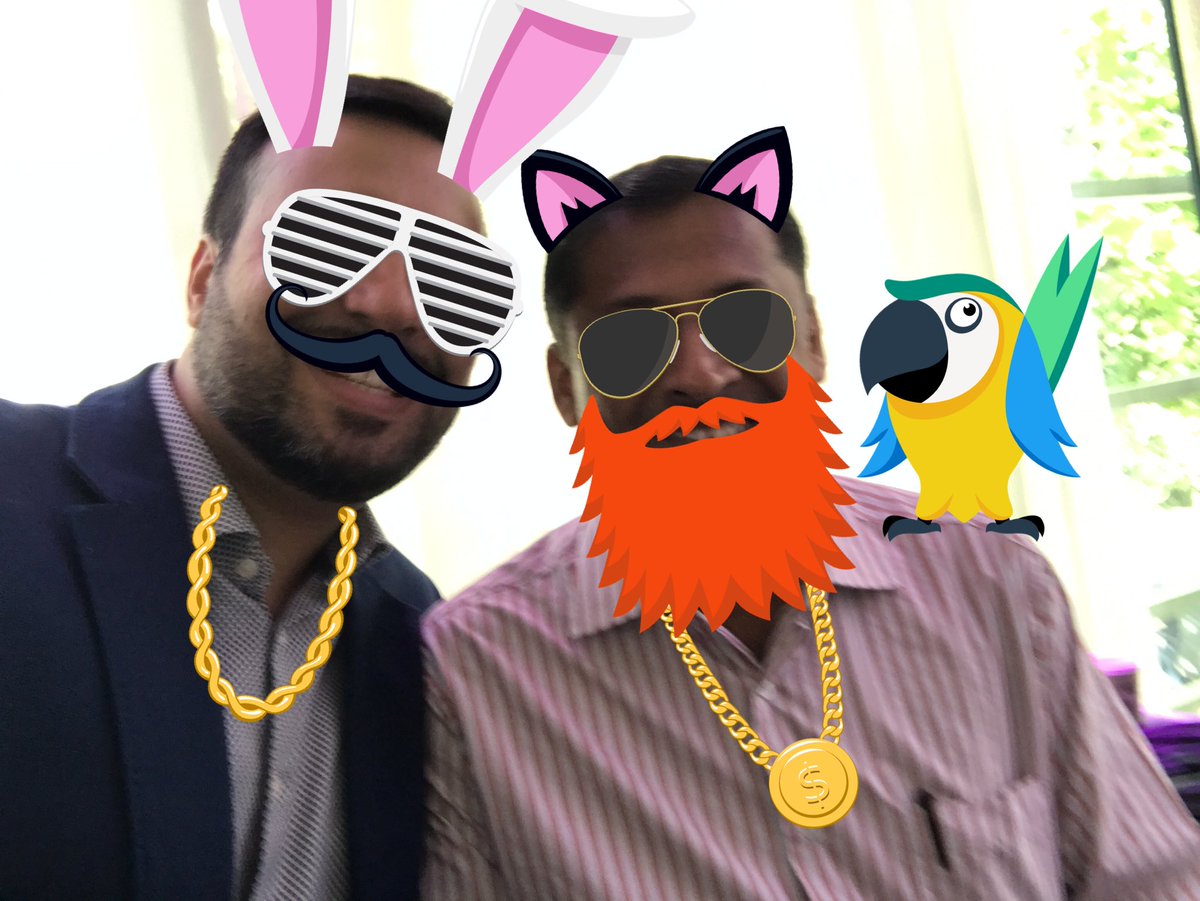 V23K's tweet photo. #mrsummit17 hmmmm who could this be? https://t.co/Vy270byCT5