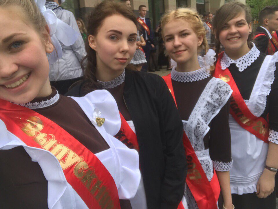 kriiiiisssssss's tweet photo. ❤️💋❤️9 класс // 10 класс // 11 класс❤️💋❤️ https://t.co/Xovs3bc7PX