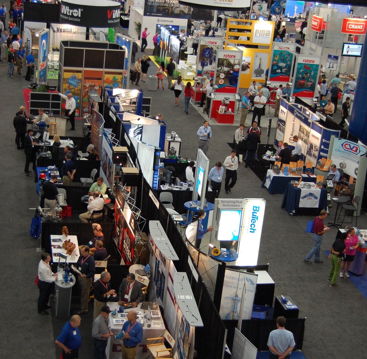VWEAmericas's tweet photo. #TBT to the expo floor at #VWAM2015! We're looking forward to an even busier floor at #VWAM2017! https://t.co/4lNPaV2WZO
