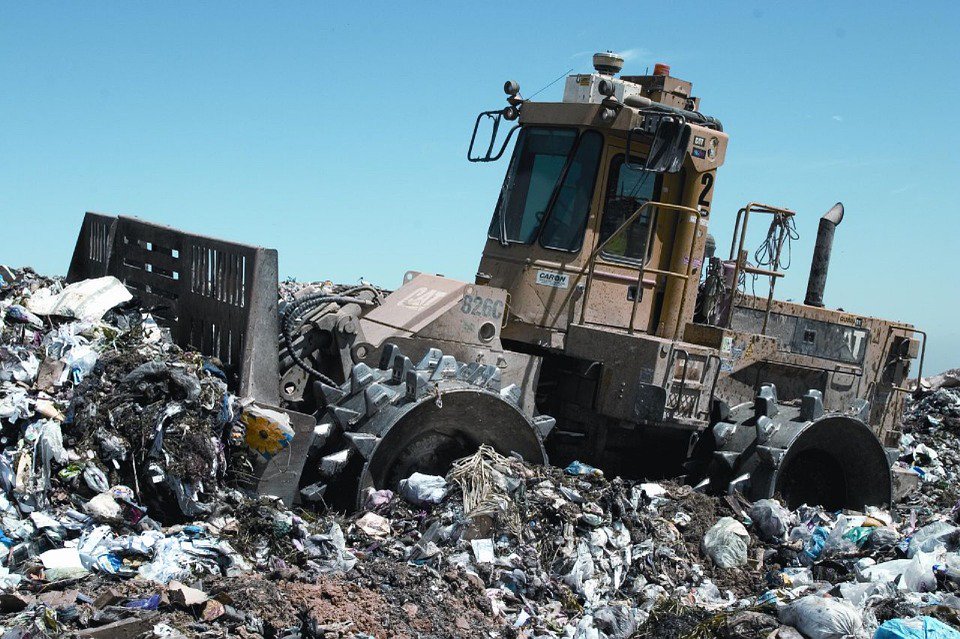 #Ewaste only makes up about 2% of the trash in American landfills, but it makes up 70% of the toxic waste from trash. #facts #recycle