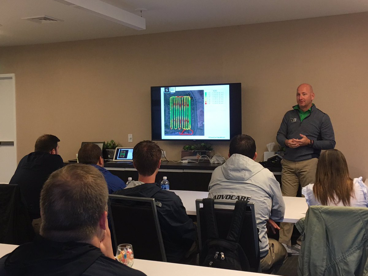 GrassInnovation's tweet photo. Lead Advisor @JeradRMinnick of @GrassRevolution presenting on #innovation & #technology at #SGLMasterclassUSA @SGLsystem https://t.co/ZgosibgcPE