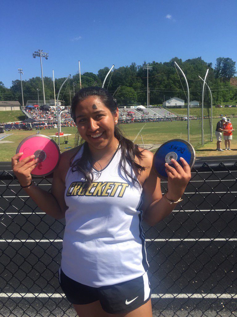 vanceac2016's tweet photo. Daniela threw a personal record of 108 ft at the state track meet! So proud of her! https://t.co/FloKQEC9yn