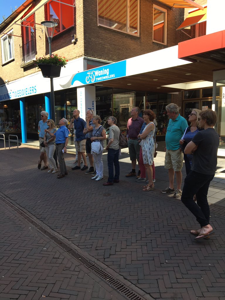 Bij het <a href="/Boekhuis12/">Boekhuis Aalsmeer</a>, een van de architectonische pareltjes <a href="/AalsmeerCentrum/">Aalsmeer Centrum</a>, ooit gestart als postkantoor 🏤