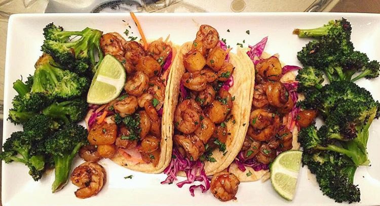 HolyHoneys's tweet photo. In honor of our FIRST #TastyThursdays spotlight, we'd like to highlight up and coming chef @JayaCanCook She also just recently graduated. ๐ฏโจ https://t.co/W3nOuPj6oY