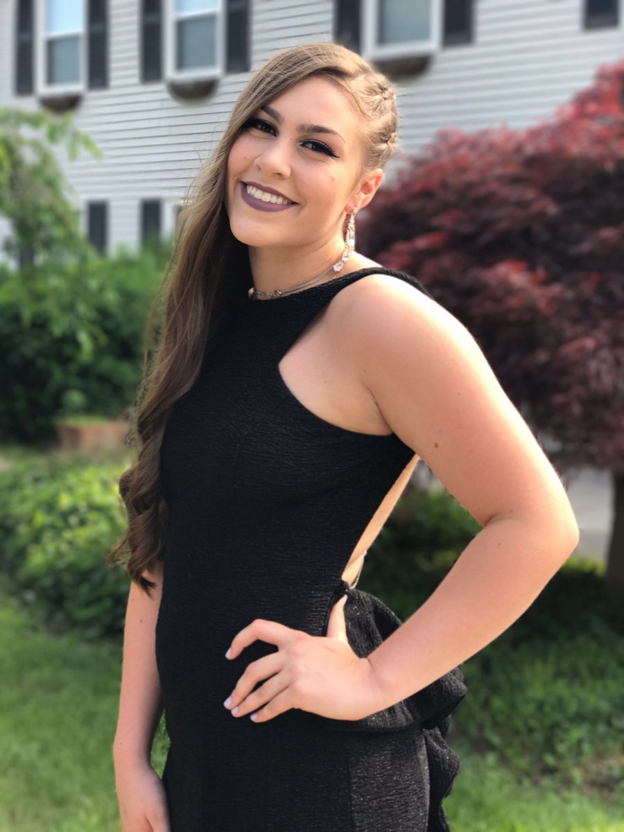 ACITcheer's tweet photo. Some of our beautiful seniors at prom last Friday! #redhawkruckus #acitcheer https://t.co/0sZHc4Cz1F