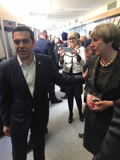 Προβολή εικόνας στο Twitter