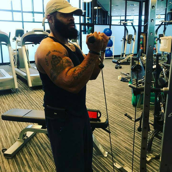 PinkyW1985's tweet photo. 🙌 YASSS It's time for a great show JM Benjamin Novelist:#letmeworkyou
https://t.co/hA9oMEwraA https://t.co/8rtTYMdloR