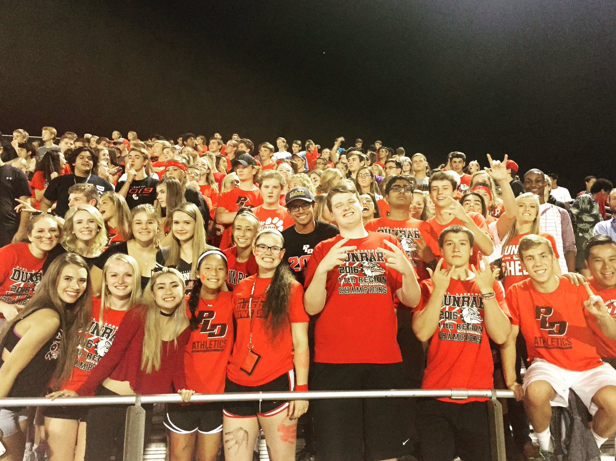 PLDSeniorExec's tweet photo. It's been real class of 2017. Thanks for the memories, and best of luck for your future! #wemadeit 🐶 ❤️ https://t.co/rPUSdqGUiQ