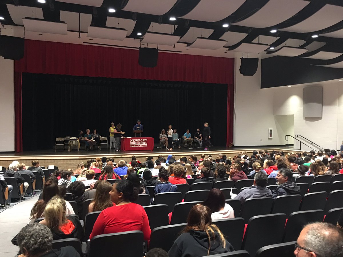 RGordonAdams's tweet photo. Congratulations to all our grade 7-9 Academic Award Winners! https://t.co/DYB7OOGWxb