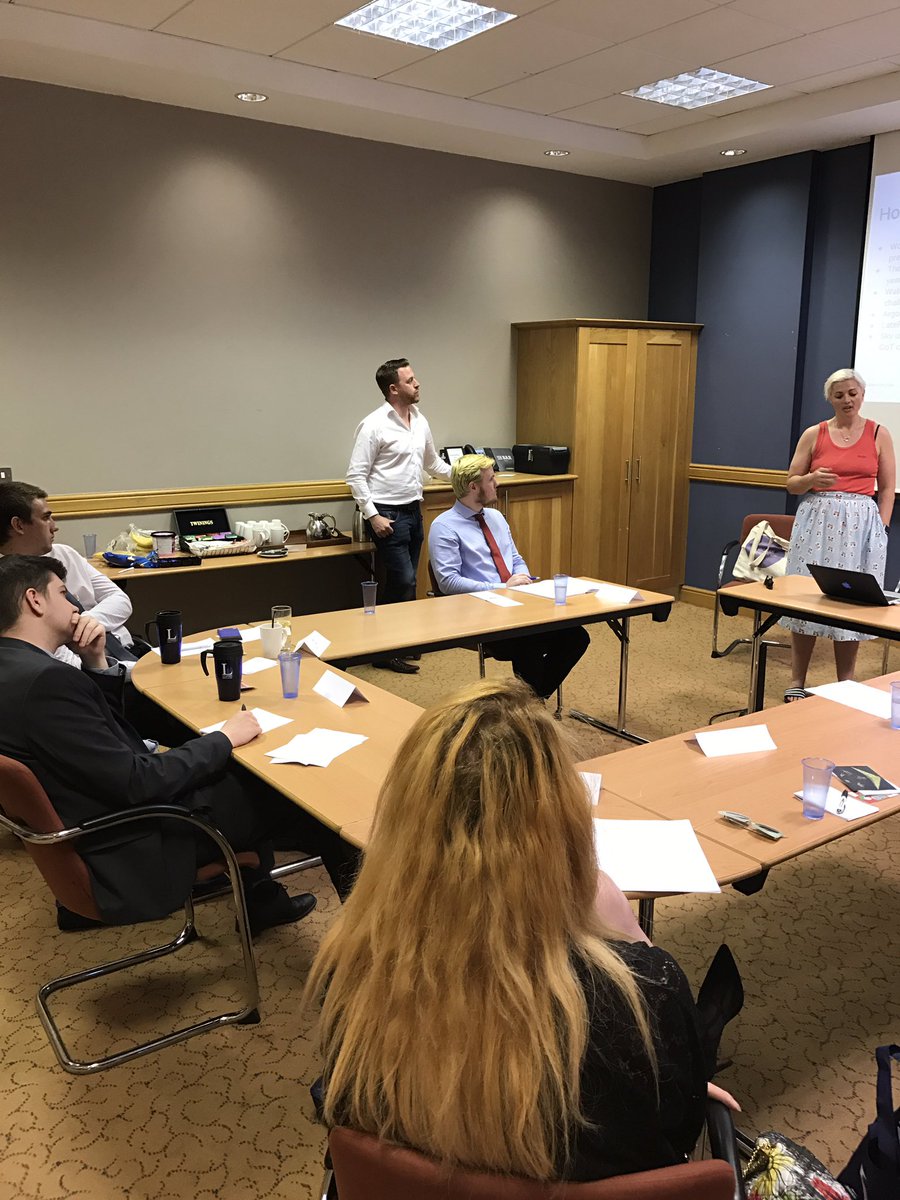 BrightshadeHQ's tweet photo. Holly from @Brandwatch swung by the Brightshade learning suite today to talk to our room of young job seekers #youth #career #jobs https://t.co/I2abl9Fo2U