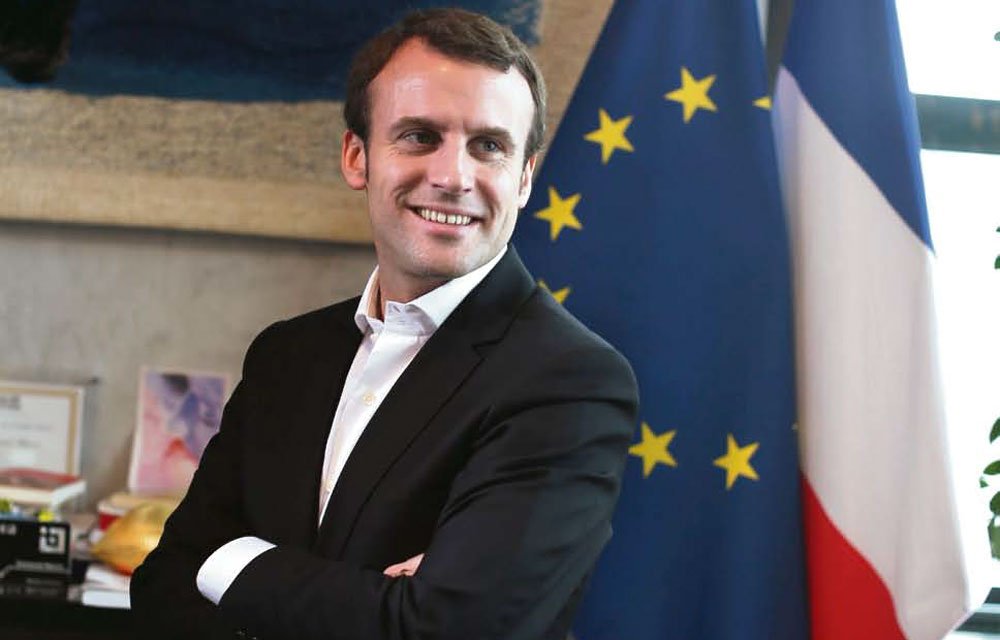 Youth_Forum's tweet photo. .@EmmanuelMacron est déjà #YoungToday. On espère qu'il défendra le fait d'accueillir ceux qui en ont besoin au #NATOsummit https://t.co/iDoFcIvLR4
