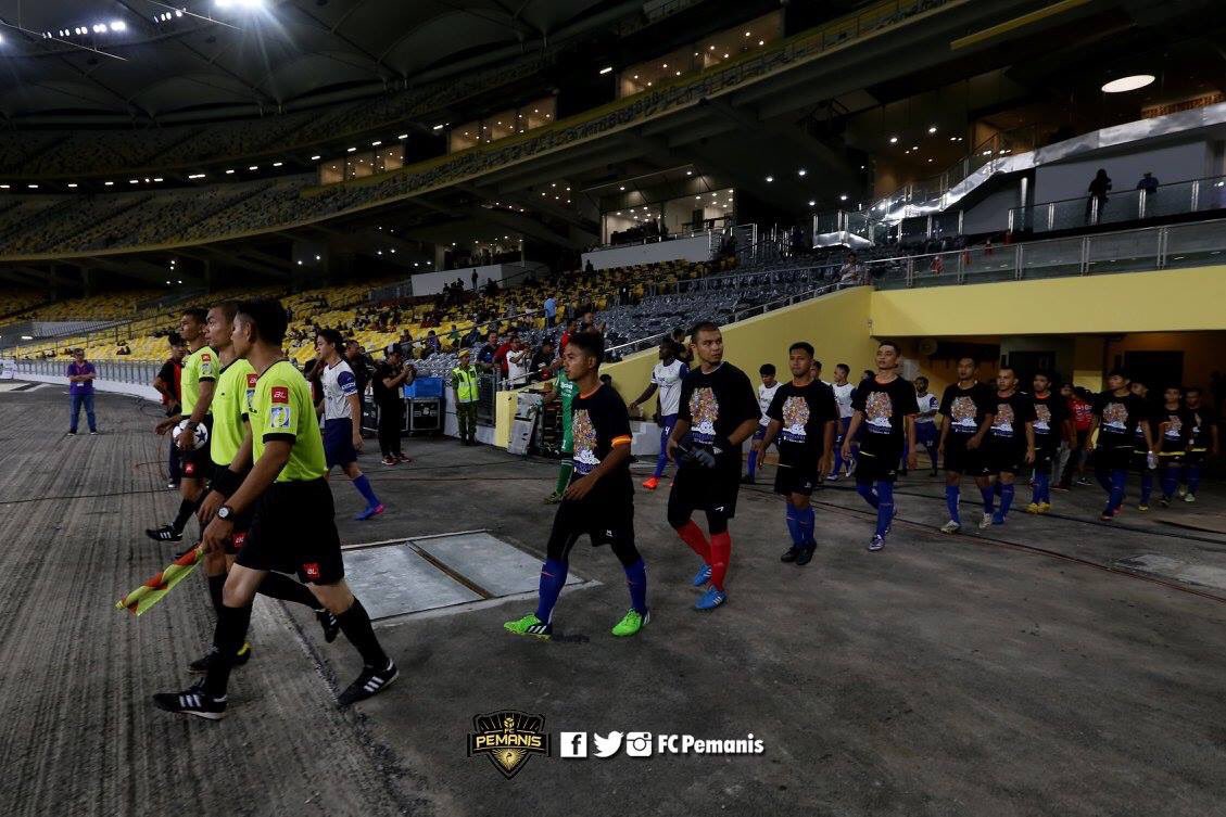 FcPemanis's tweet photo. #FCPemanis Promosi @tourismtrg di @StadiumBktJalil
BACA : https://t.co/p2XMp9Tjym
#RoadToSNBJ
#SatuDenyutNadi
#TogetherPemanis https://t.co/Wbd0R0CaSJ