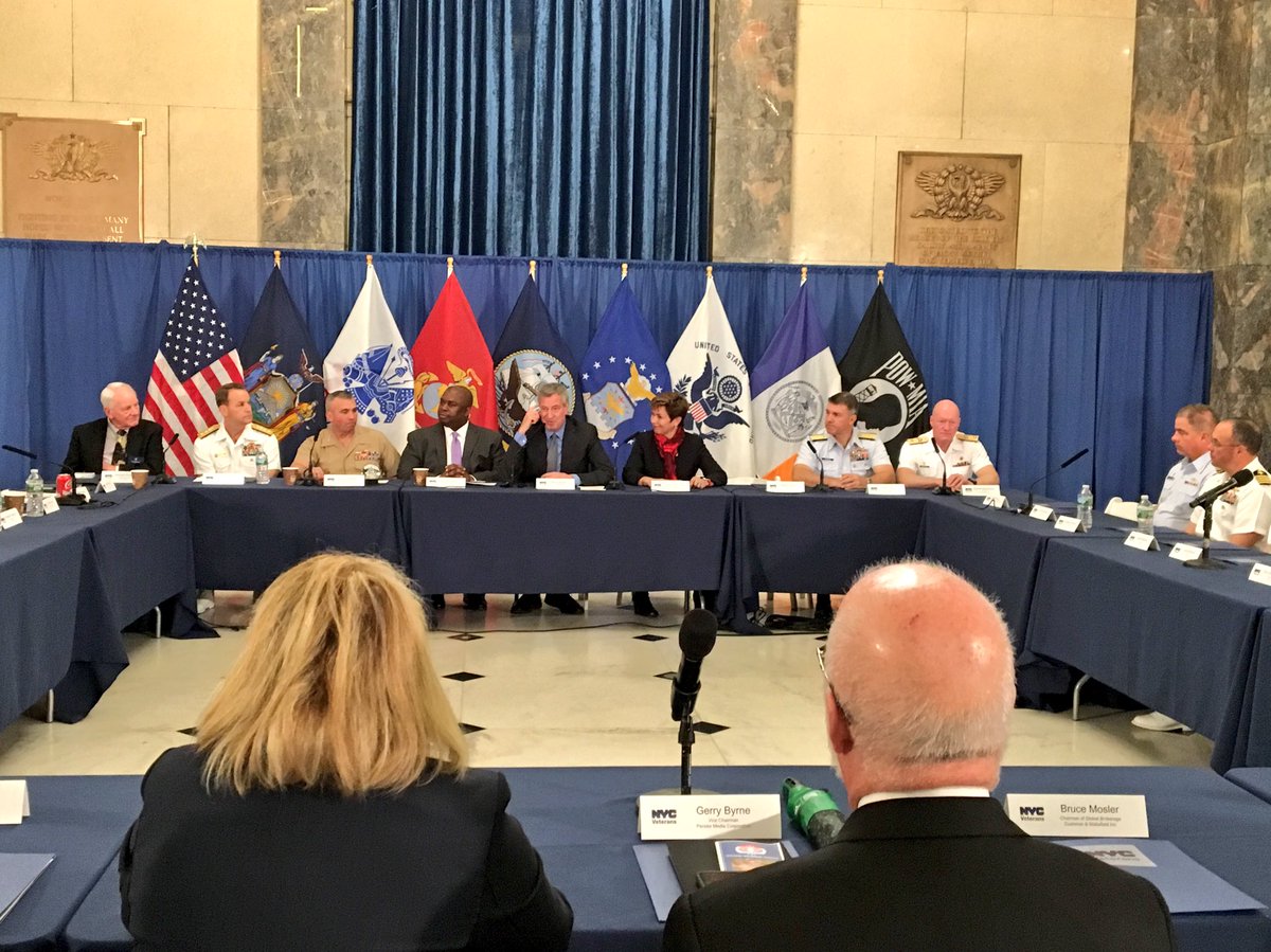 nycveterans's tweet image. Military leaders (American and Canadian) gather #inTheBronx for a round table discussion on veteran reintegration.