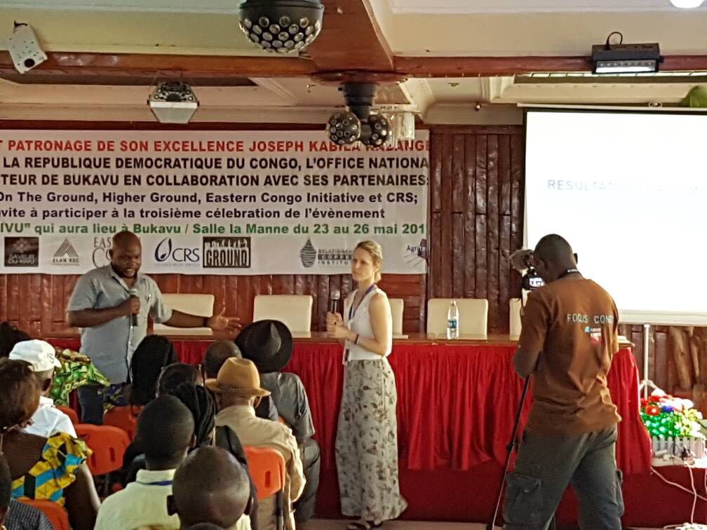 ELANRDC's tweet photo. Announcing the winner of the cupping competition . Fingers crossed !
#SaveurDuKivu
#DRCCoffee https://t.co/p4bkndlKLb