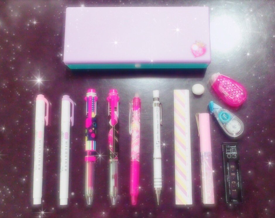Yuka_study_0529's tweet photo. はじめまして！¨̮⑅*

🐰自己紹介🐰
❁ゆうか

❁中高一貫校に通う中学3年生

❁Like☞英語・数学

❁Don't like☞社会

❁目標80点以上

 #勉強垢さんと繋がりたい #勉強垢さんフォロバします  #勉強一緒に頑張ってくれる方RT #勉強垢 https://t.co/aNR8ta0YVW