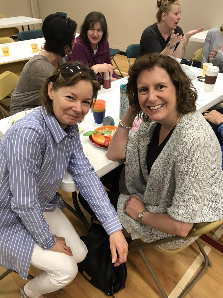 gleneagles_news's tweet photo. Terrific support and showing of #community at #GELearns to kick off #GEStudio sharing of inquiry innovation and art @WestVanSchools https://t.co/xo1HuBb0BC