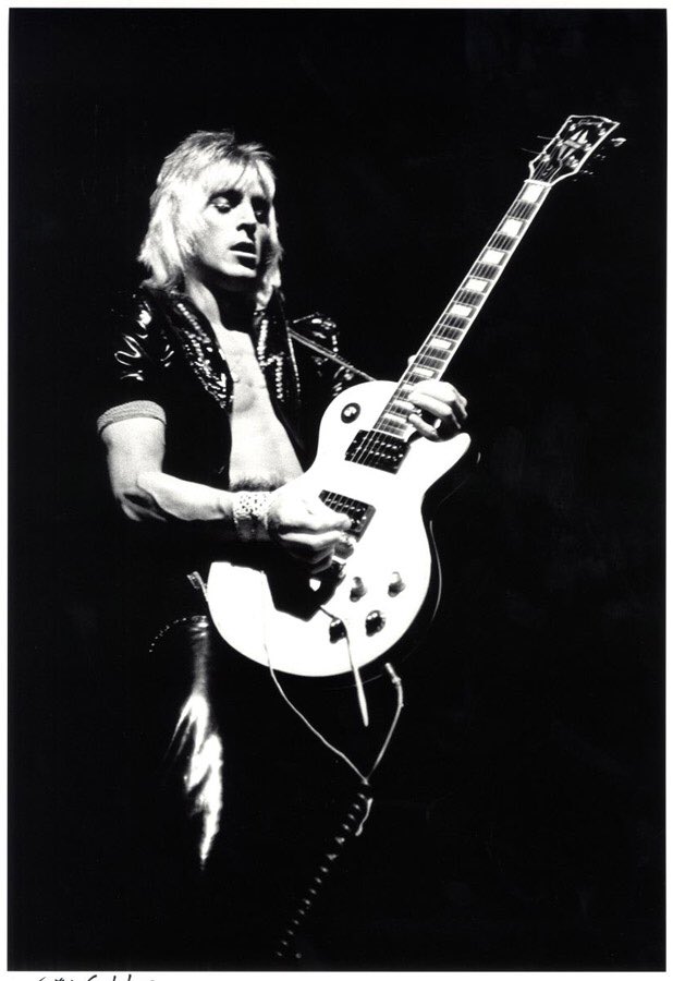 Happy Birthday, Mick Ronson ! 