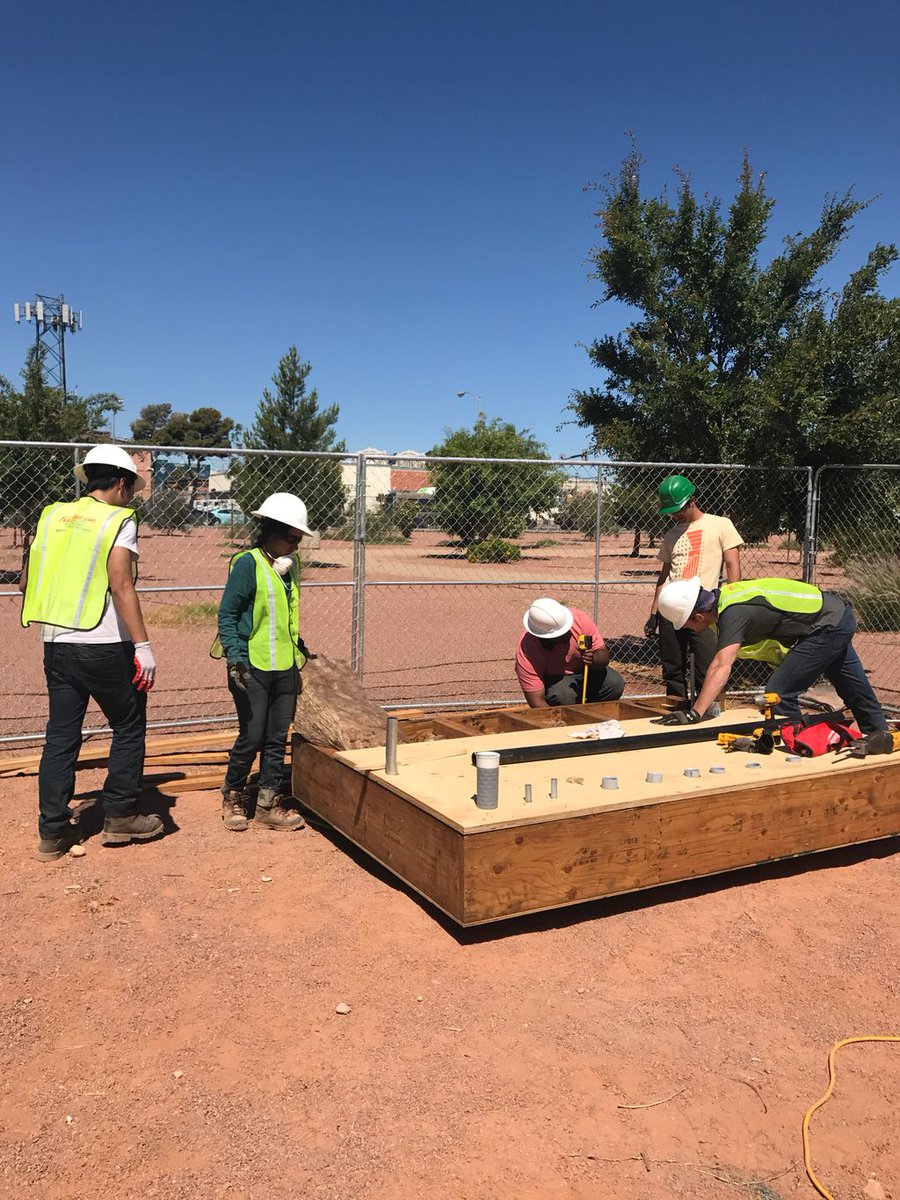 unlvsd17's tweet photo. Construction! #SD2017 #construction https://t.co/5c2WcWNf3h