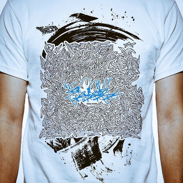 qurbanart's tweet photo. Official #QUA T-Shirt by #KoolKoor. 🤙🏿 #quattordiourbanart #Alessandria #newyork #graffiti #graffitiart #graff #StreetArt #writers #fashion https://t.co/cZUa9GrDHA