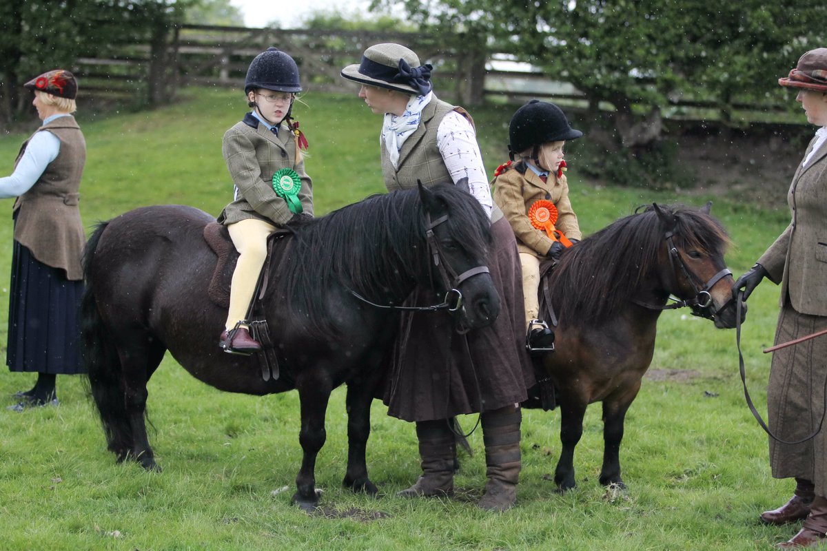 Lead rein at Otley show ⭐️️ <a href="/ChilloutHorsewr/">Chillout Horsewear</a> @EcoGreenEquine  <a href="/HoofiesEq/">Hoofies Equestrian</a> #teamchillout