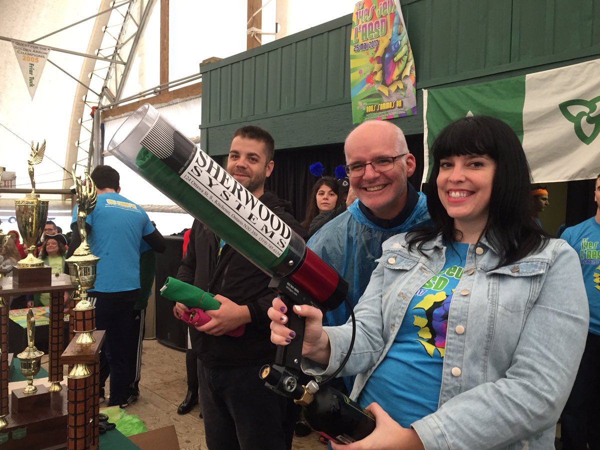 Lancer des chandails des #JeuxDelAESD <a href="/cscmonavenir/">Csc MonAvenir</a> <a href="/aesdccs/">AESDCCS</a> #25mai2017 #Onfr