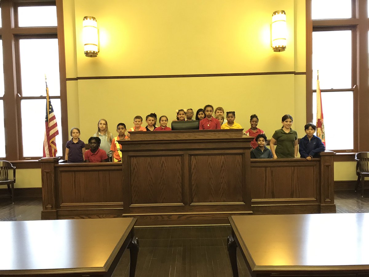 Linda Leicht tweet media