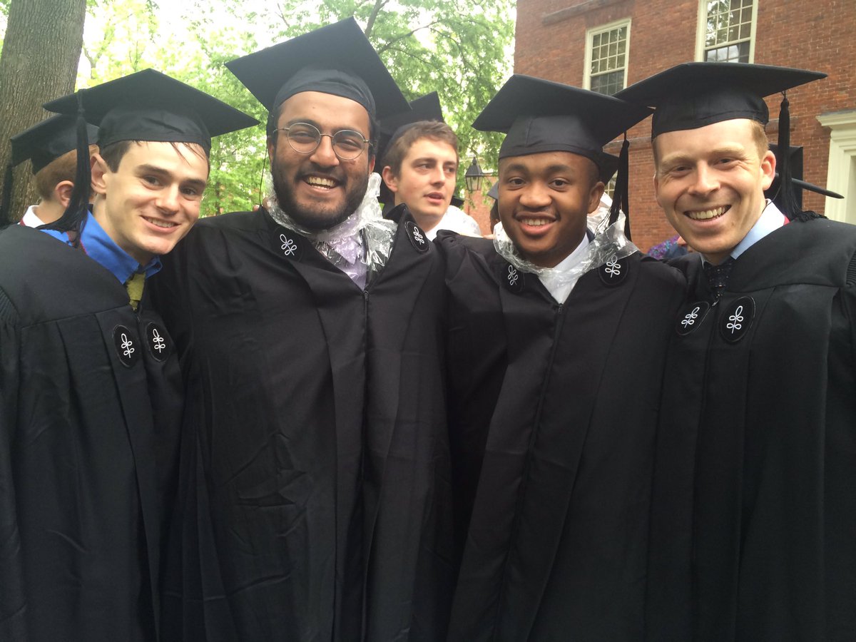 Graduation or #gradualization